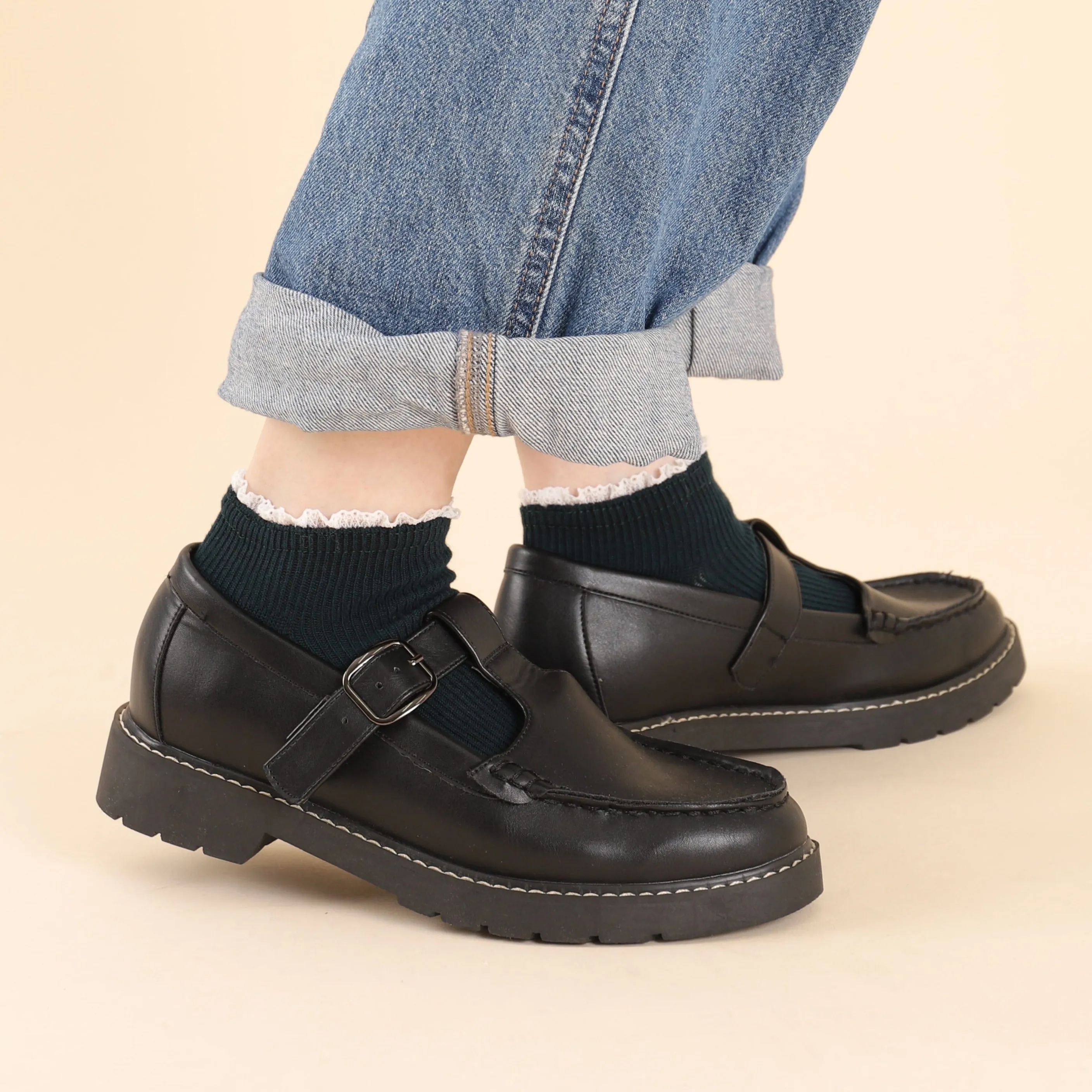 011120134 White Frill Rib Trainer Socks