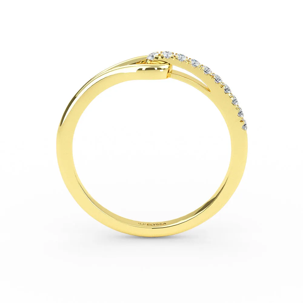 14k Gold Minimal Diamond Wedding Band
