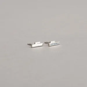 DOUBLE BAR STUD