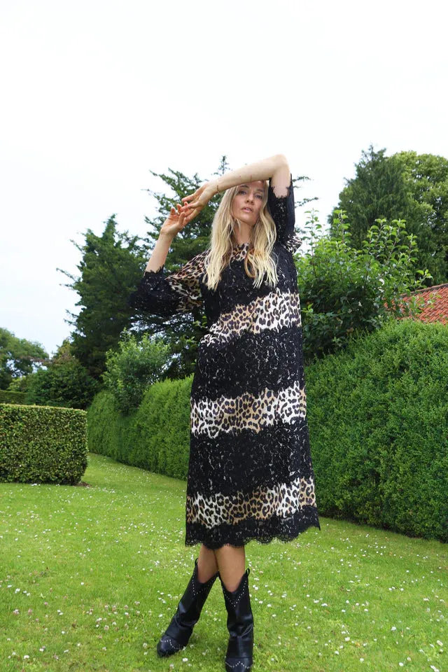 Elinacras Dress