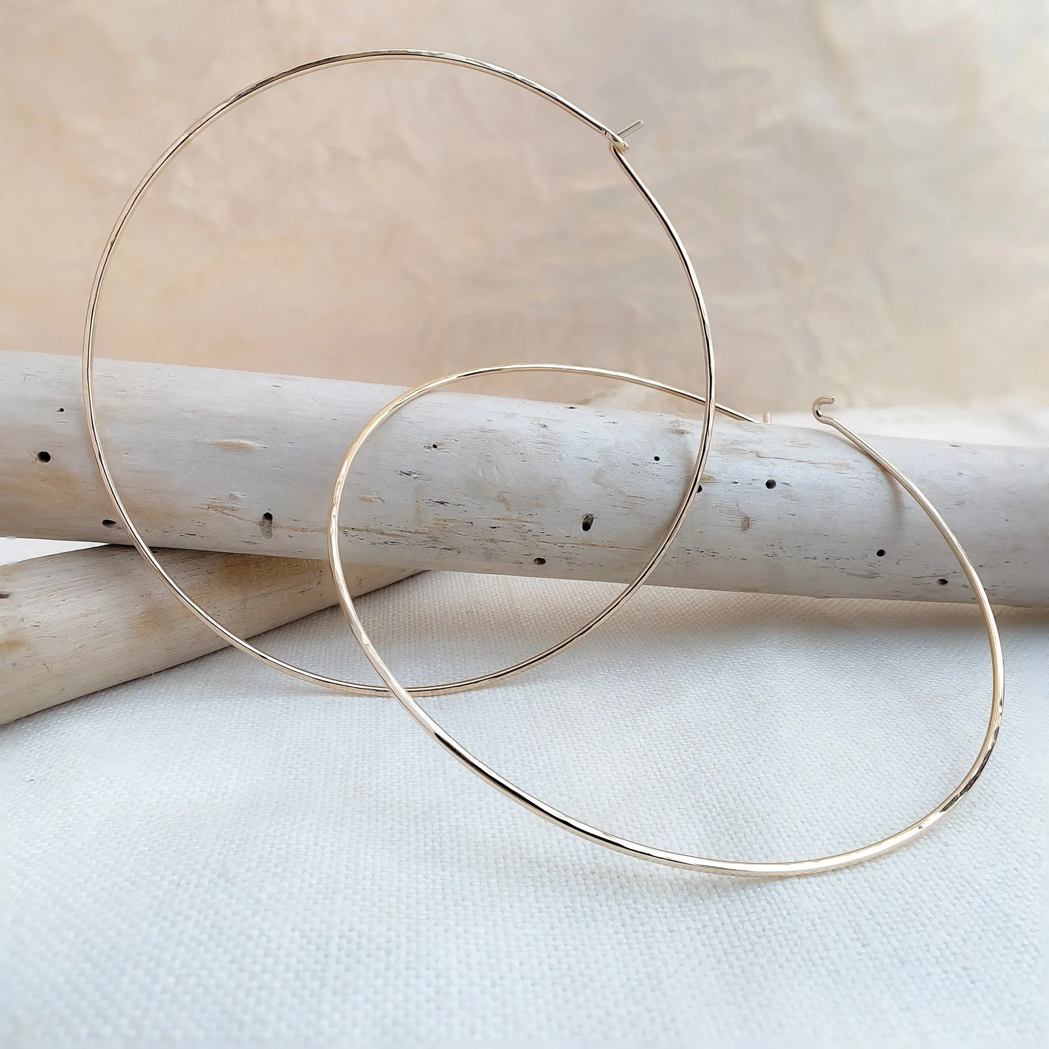 FACET Round Hoops