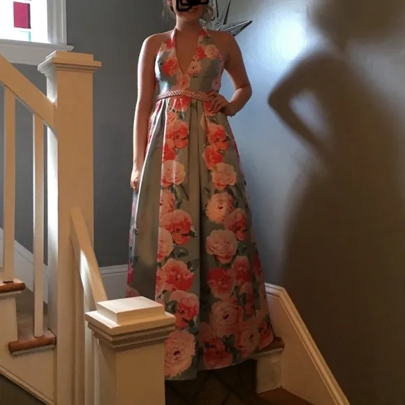 Floral Prom Dress‎ by Nights by Teeze Me. Size 3/4. Has been altered.