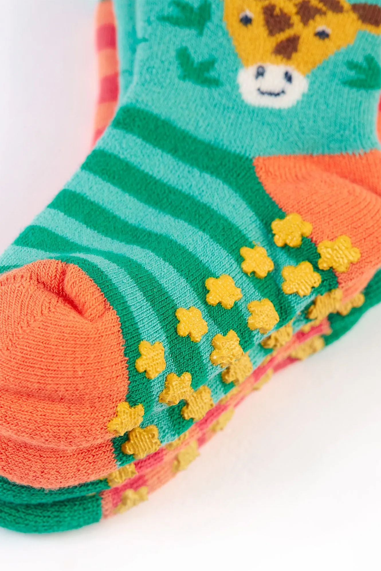 Frugi 2 Pack Grippy Socks 500114A4gfpk Giraffe