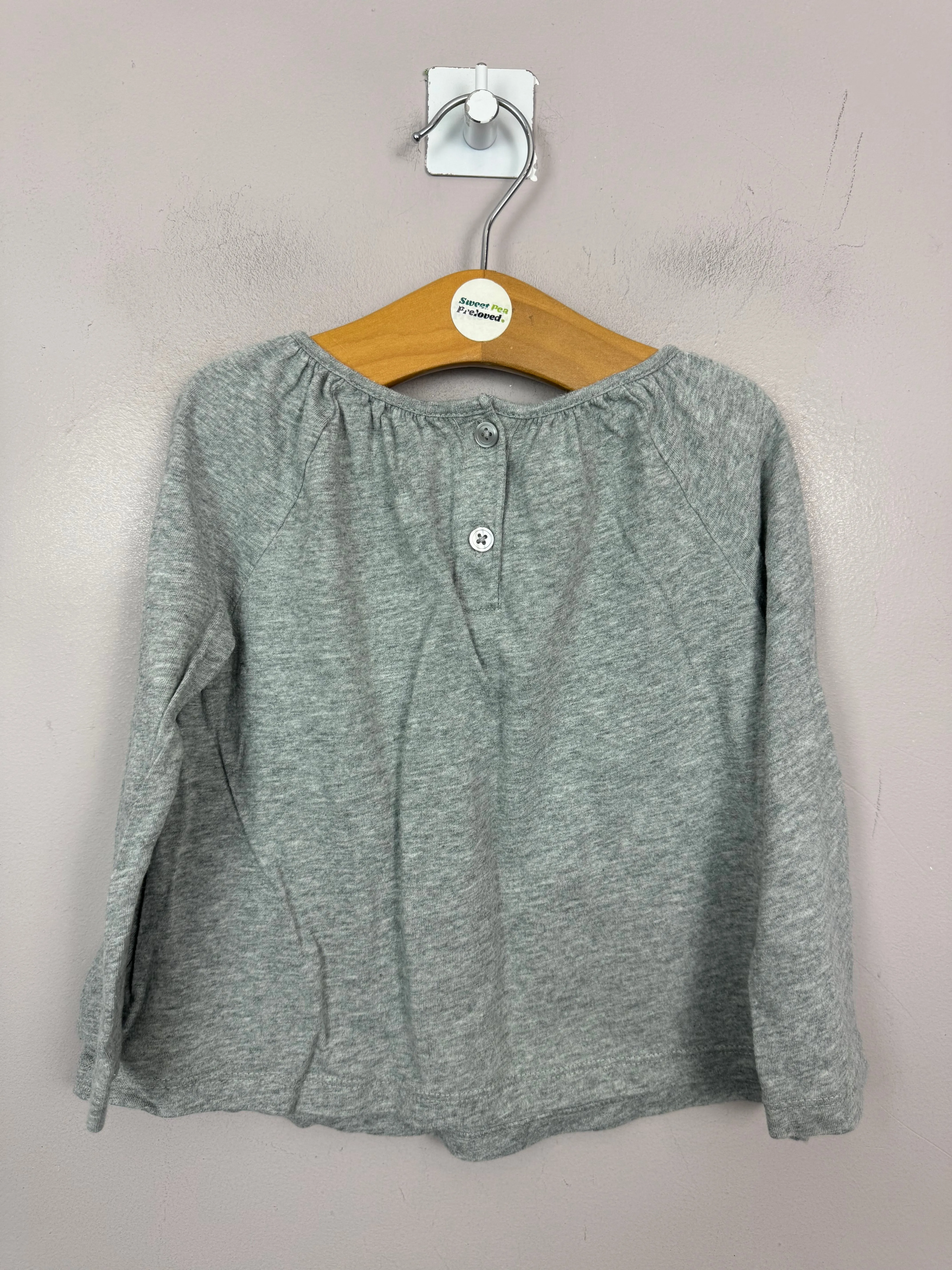 GAP grey T-shirt 18-24m