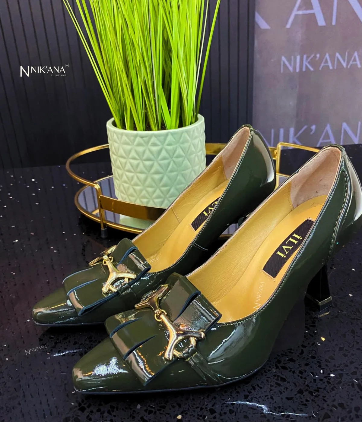 iLVi064-High Heels: Emerald