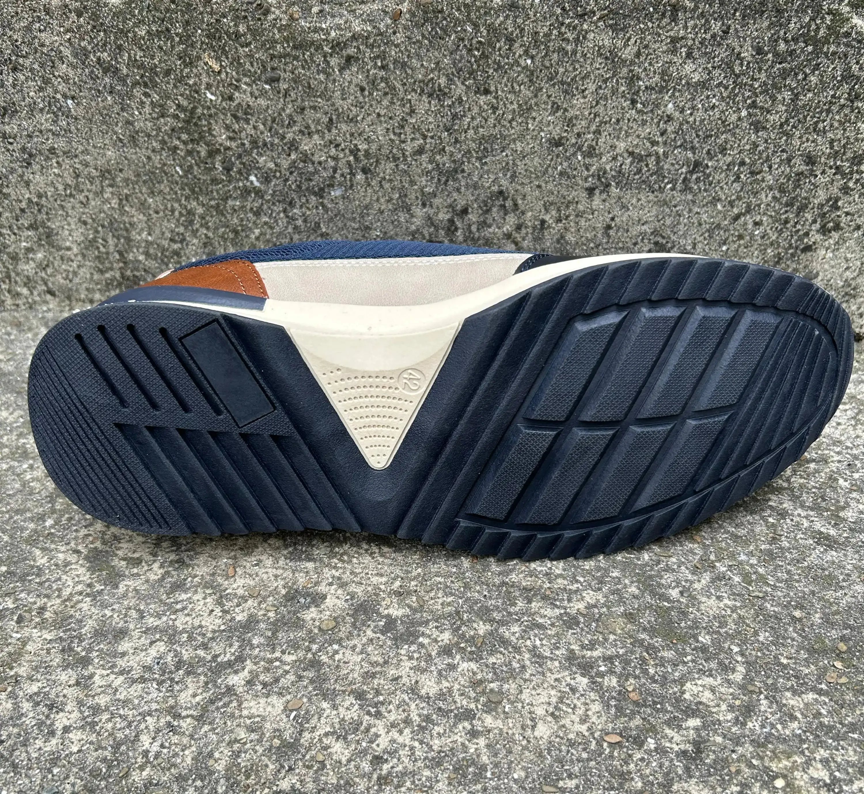 Lloyd & Pryce Mens Deswal Sneakers Atlantic Navy