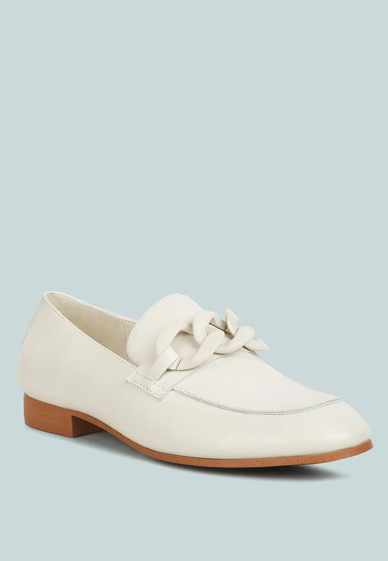 Merva Chunky Chain Leather Loafers By Ruw
