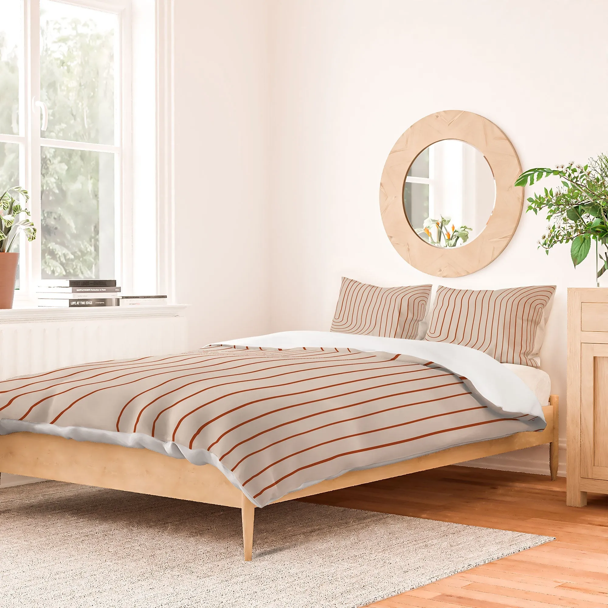 MINIMAL LINE CURVATURE CORAL 2 DUVET / COMFORTER