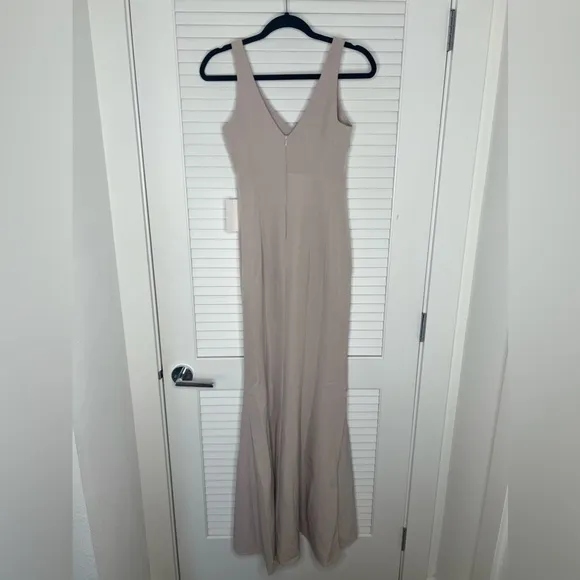 NWT Show Me Your MuMu Morgan Maxi Gown in Show Me The Ring Stretch Crepe - XS​​​