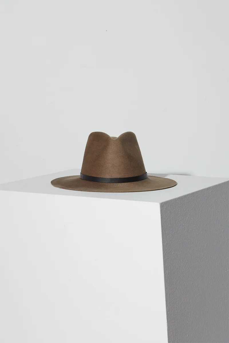 Olsen Wool Hat in Taupe
