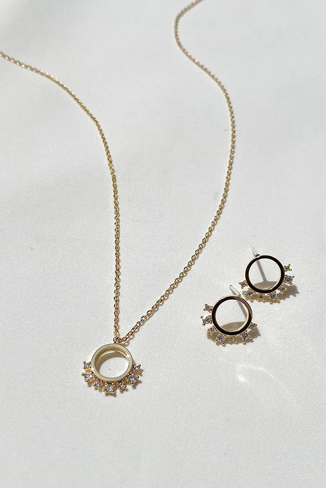 Pia Earstuds