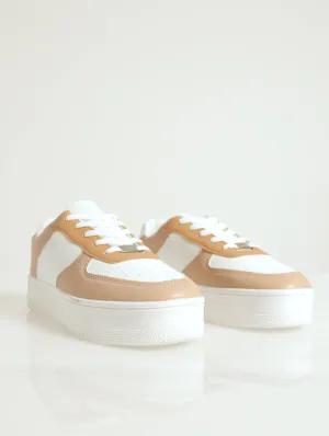 Pin Punch Vamp Sleek Street Sneaker - White/Beige