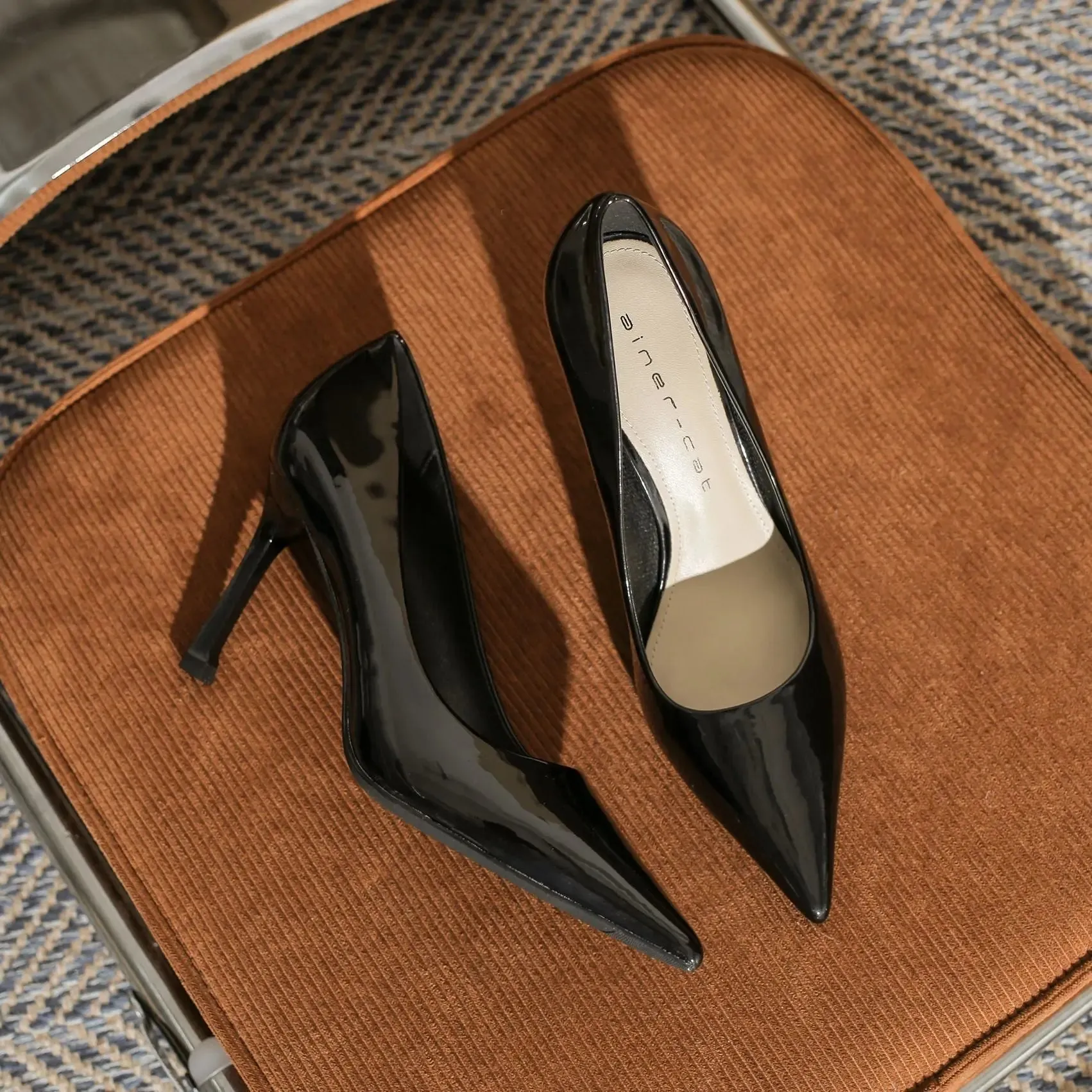 Pointed high heels fine heeled simple versatile high-heeled single shoes
