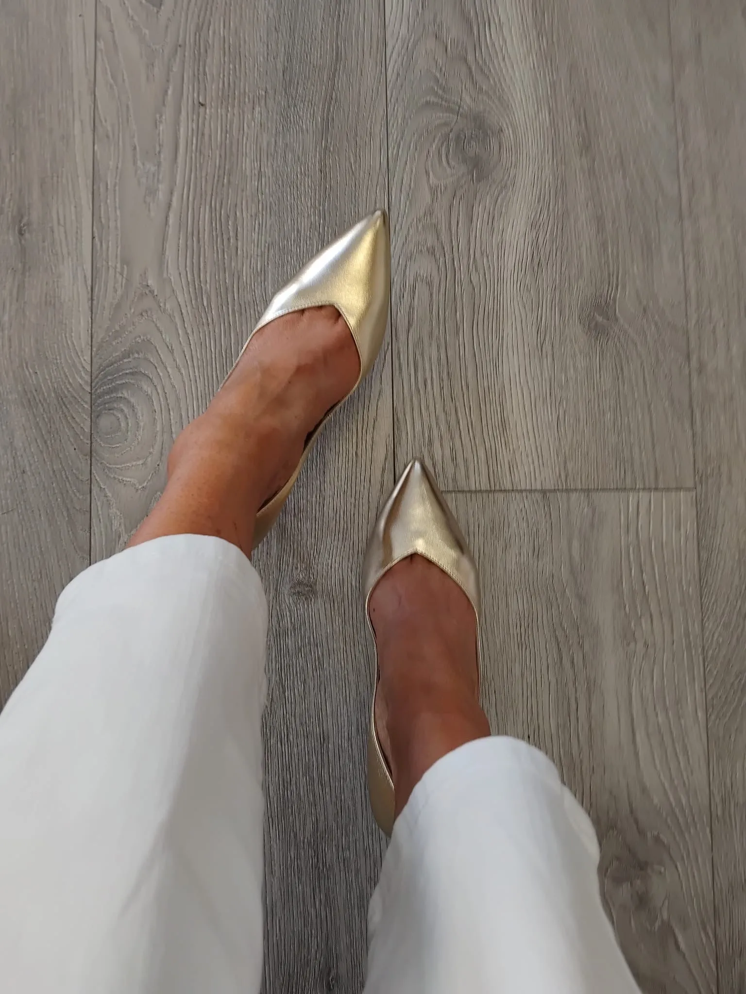 Rachels - S6047 Gold Court Shoe