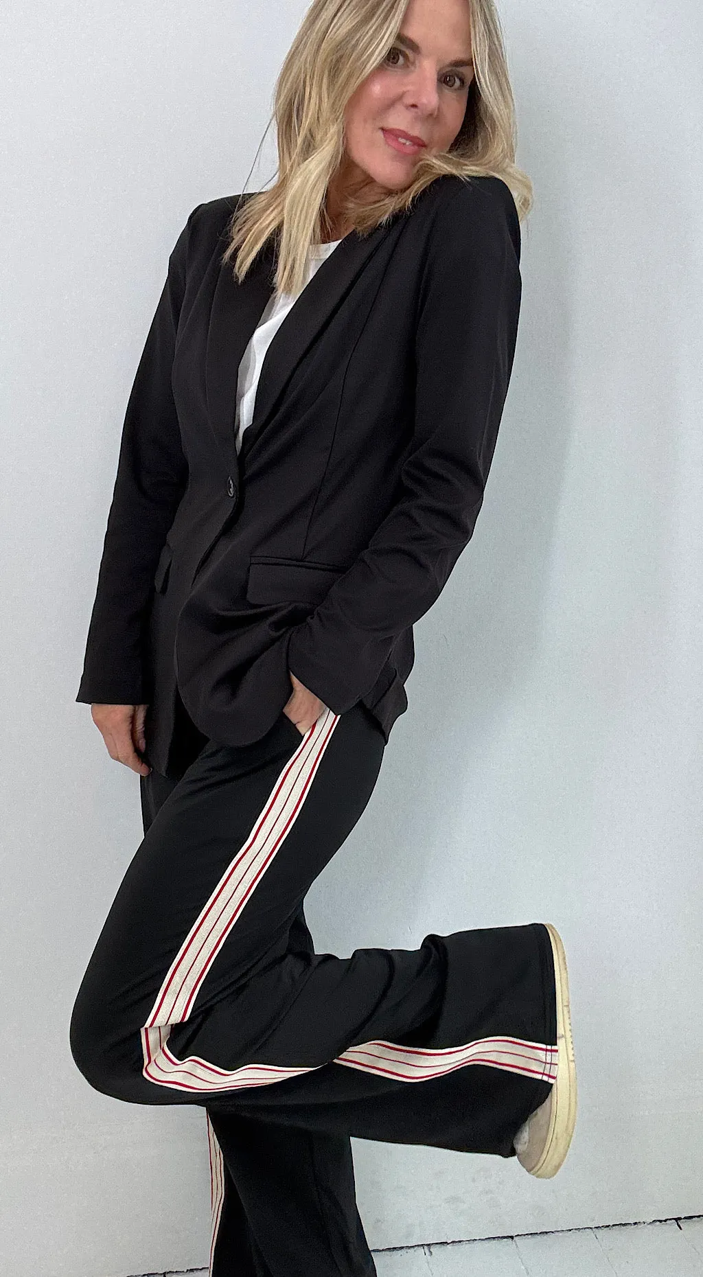 Retro Side Stripe Pant - Black