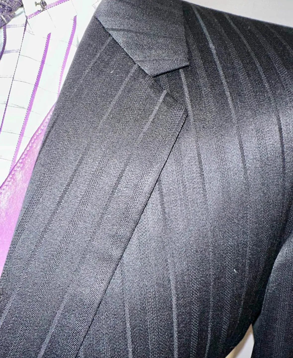 Show Season, Ladies Day Suit