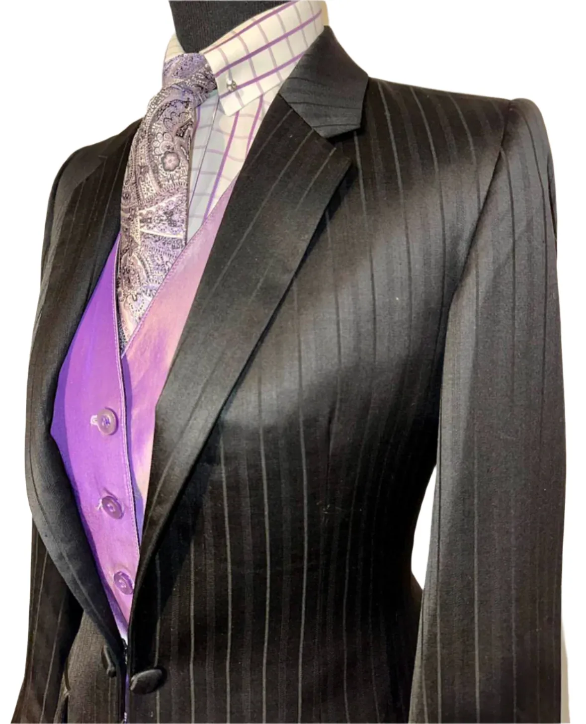 Show Season, Ladies Day Suit
