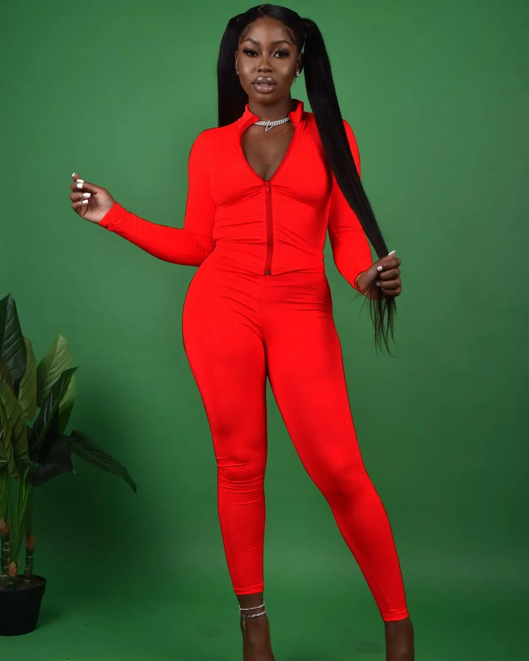 Sleek Zipper Front Long Sleeve Two-Piece Sports Set