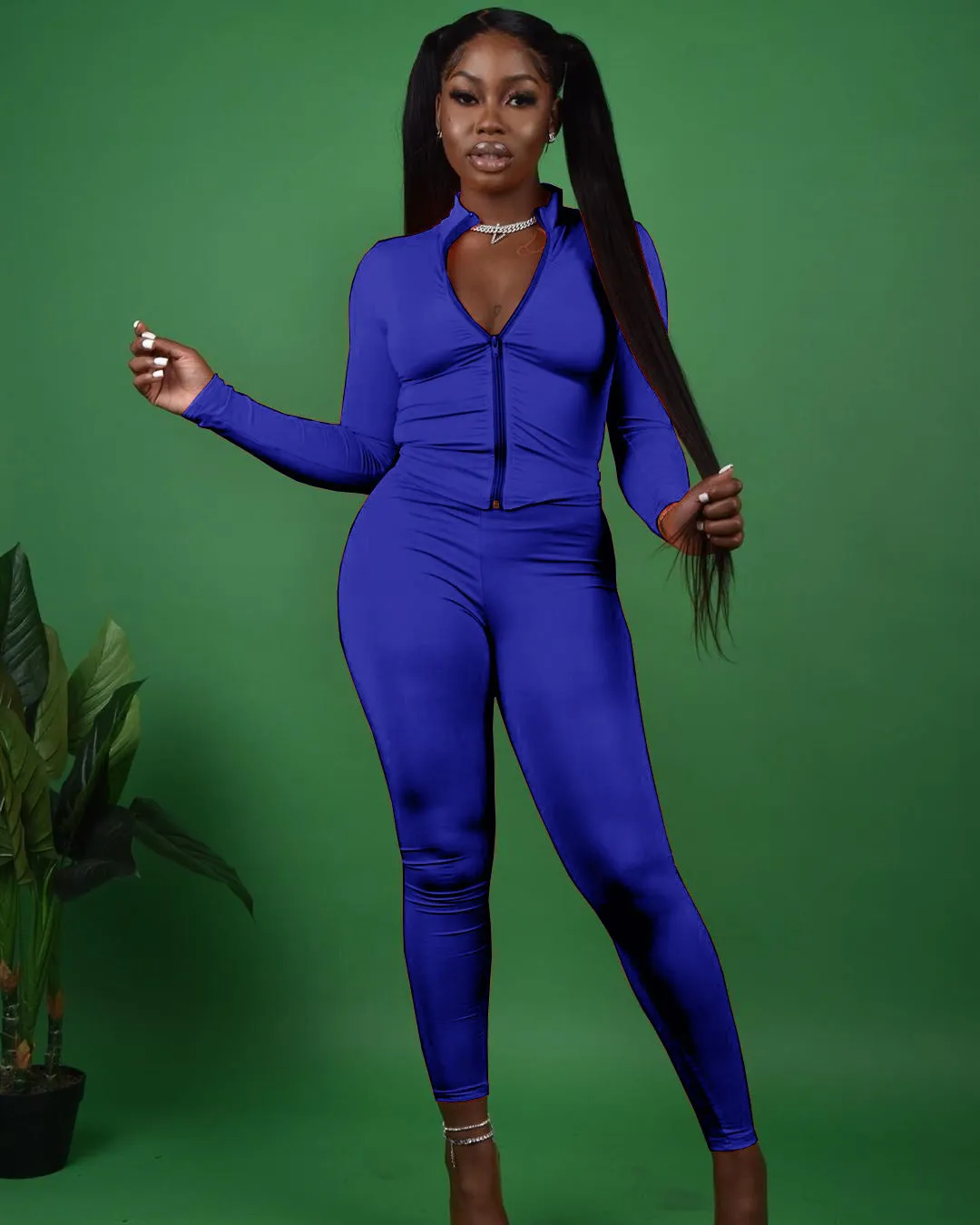 Sleek Zipper Front Long Sleeve Two-Piece Sports Set