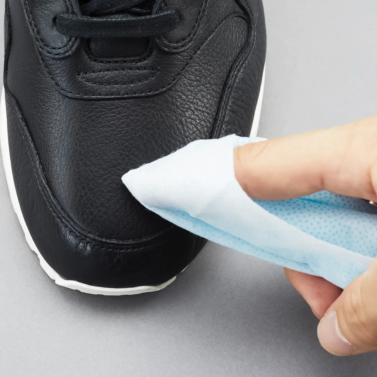 Sneaky Shoe & Trainer Cleaning Wipes