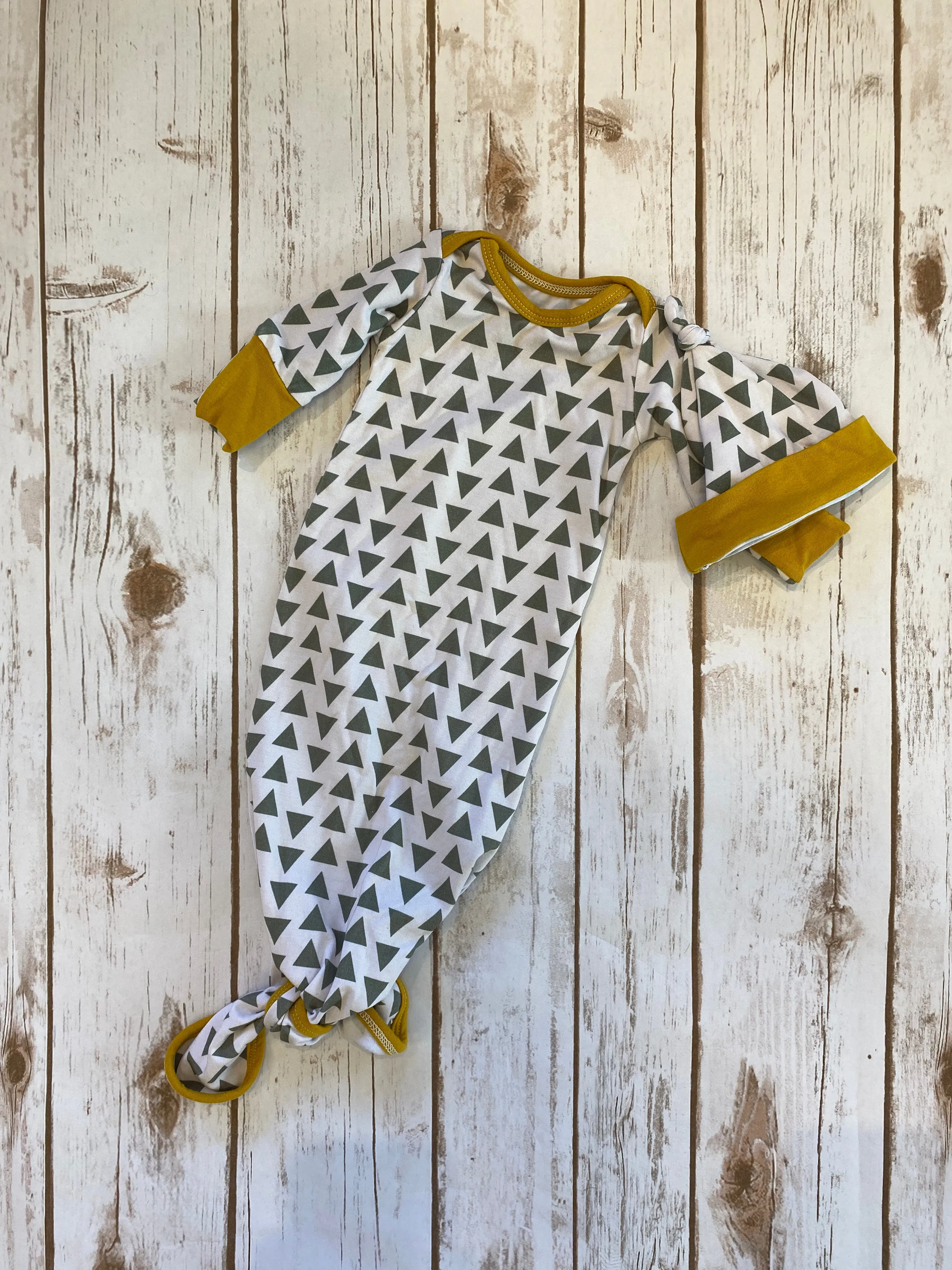 WCC - Knotted Gown with Hat - Minimal Triangle